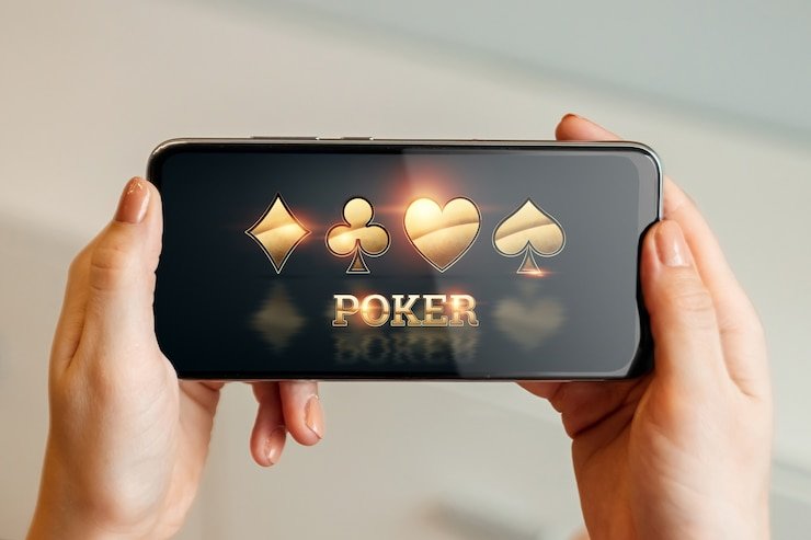 Filipino player using phfortune mobile app on Android smartphone